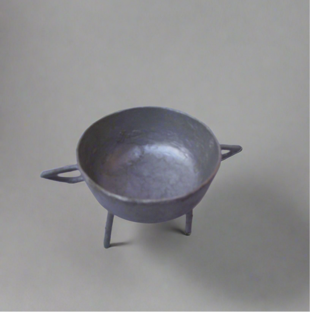 Chodye 3 Pye (Medium Three Legged Cauldron)